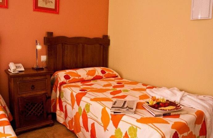 Hotel Rural Miguel Angel Alcaracejos Quarto foto