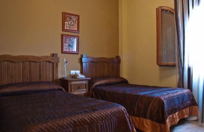 Hotel Rural Miguel Angel Alcaracejos Quarto foto